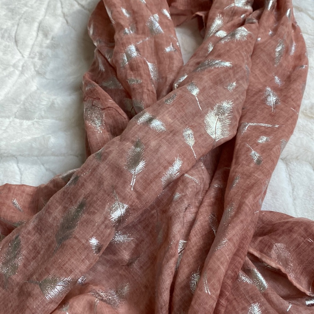 Dark blush scarf with silver leaves.